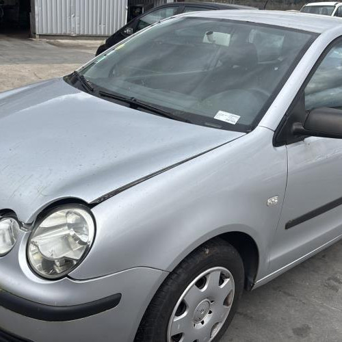 Vehicule-VOLKSWAGEN-POLO%25204%2520PHASE%25201-2004-f31cbb235302ee852bcf2690b4de2b7fc2c24c09b0a883c6c7830de2ed450e77_m.jpg