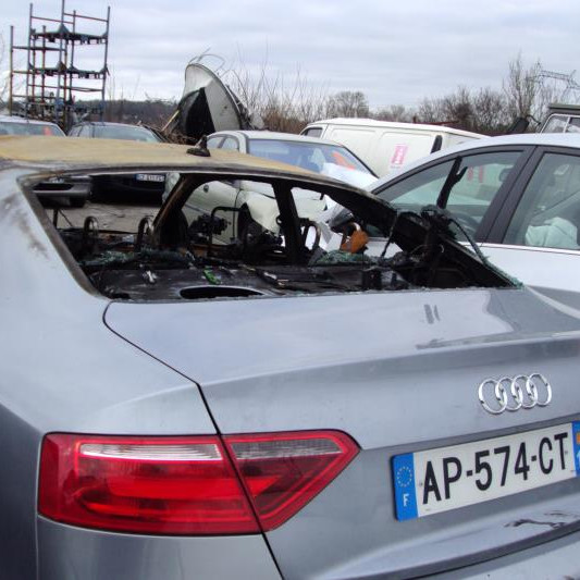 Vehicule-AUDI-A5-%288T-8F%29-A5-2-7-2007-cdf3271a2594a99097c11ed9bbd5ce634bdbf1437bf4e51a676bd0d414a28f3d.JPG