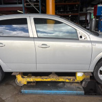 Vehicle-OPEL-ASTRA%2520H%2520PHASE%25202-2009-adf38e1906189a183a2f63155e67e36de20550a5501b50ce3d526570c52913f2_m.jpg