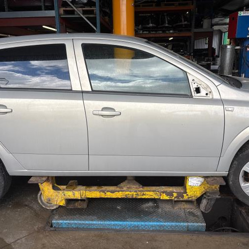 Vehicle-OPEL-ASTRA%2520H%2520PHASE%25202-2009-adf38e1906189a183a2f63155e67e36de20550a5501b50ce3d526570c52913f2_m.jpg
