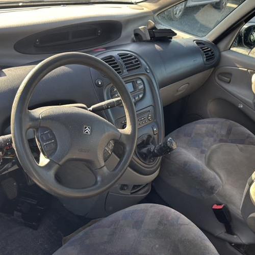 Vehicule-CITROEN-XSARA%2520PICASSO%2520PHASE%25201-2001-3ba9bea863fe47f915a9e2c7c6da5a91b2518c628fe941955302125ca5e53edb_m.jpg