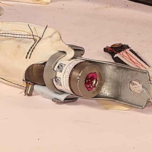 125751544-32bc2714-1ea4-4cb7-bf09-fa7ef3d768df-photo2_m.jpeg