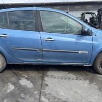 Vehicle-RENAULT-CLIO%25203%2520PHASE%25202-2010-0b6fbf62afafa7b90483fd1a9d2a717cae41c5efafcbfe69c34ad77caba8dd4d_m.jpg