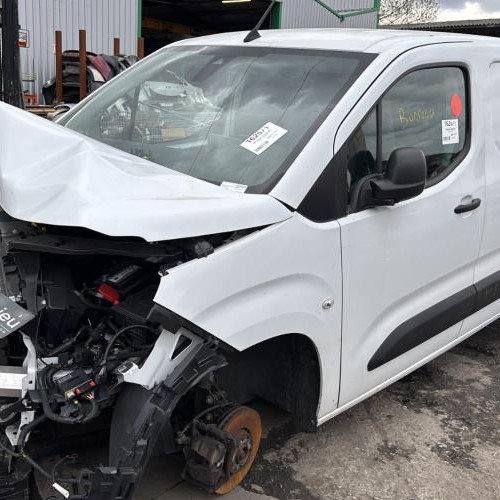 Vehicule-PEUGEOT-PARTNER%25203%2520PHASE%25201-2023-175f106e50efb86b5255a59af8b9a4a2b36652b7faafe908bb51dd7cd5211135_m.jpg