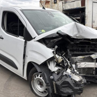 Vehicule-PEUGEOT-PARTNER%25203%2520PHASE%25201-2023-78e668ce40c6fb0319c632e5e300af695f267cc2cb47bfa3b704adb790c614de_m.jpg