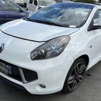 Vehicule-RENAULT-WIND%2520CABRIOLET-2010-17f010f8a35e18704768a64ddc6380f29a39d0df74c9b6f1d2d79f0ded1c4191_m.jpg