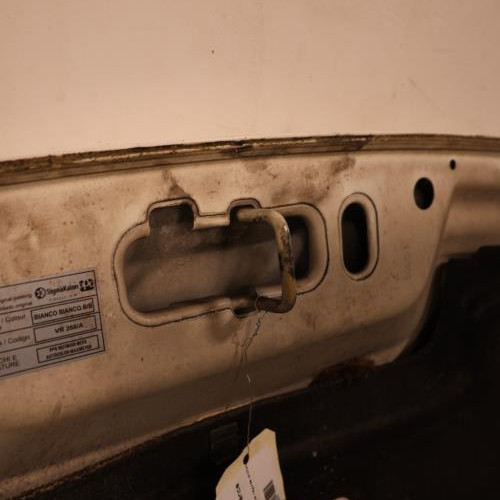 126358647-3f46f638-1f25-4028-882e-21d32dfc4e14-Piece-126358647-Capot-52009424-FIAT-500-2-PHASE-1-12i-8V-e5110ecdf3460b583faf7f9300b13fff75e0927369cf6d7a2958b895080c5e7e_m.JPG