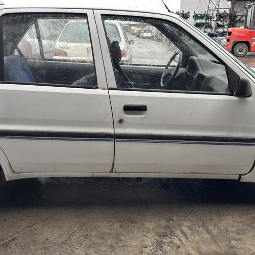 Vehicule-PEUGEOT-106%2520PHASE%25201-1994-e2d89233d023344f20612031f0f4461b47a2e980f0bb3154809af760ea2baa99_m.jpg