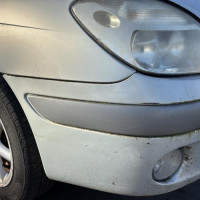 Vehicule-RENAULT-SCENIC-2002-422411abc5156e983417ad4e87886b851f40dbb3e6691780aaf6f2a29046659d_m.jpg