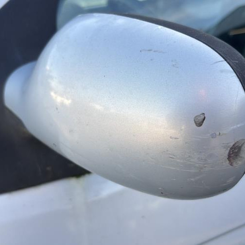 Vehicule-RENAULT-SCENIC-2002-e875dfc7e745f0fd6f56d692b0b02874c4037fd330ac405b669b19cf75158d81_m.jpg