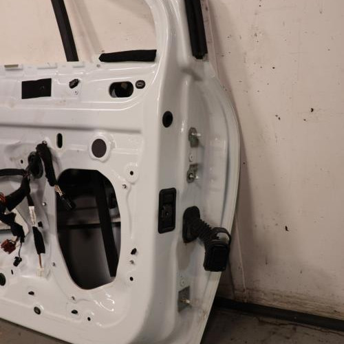 126861363-684ee92b-88e0-48c2-91b8-3eb407ebb4e1-Piece-126861363-Porte-avant-gauche-801017896R-RENAULT-CLIO-4-PHASE-2-16i-16V-TURBO-RS-TROPHY-69c13a649923f9895e6e534dc0844ee9e76f6b8a4aa95d071ead0385d06b3702_m.JPG