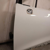 126861363-04886476-6df6-455a-9333-fbcfdd247979-Piece-126861363-Porte-avant-gauche-801017896R-RENAULT-CLIO-4-PHASE-2-16i-16V-TURBO-RS-TROPHY-2e0830d2fbf884e87f4f708c79d3381716792398810c43e0e54dc74d654d1256_m.JPG