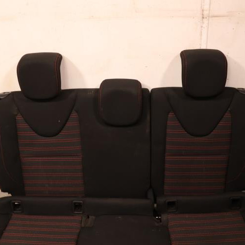 126861803-d98be8dc-1ab7-4707-99f9-4efeb815d9ce-Piece-126861803-Banquette-arriere-883057789R-RENAULT-CLIO-4-PHASE-2-16i-16V-TURBO-RS-TROPHY-da6f9dd7a47b99511c2684f582582f68e79bac70648855ef5621e2b9e6d6c878_m.JPG