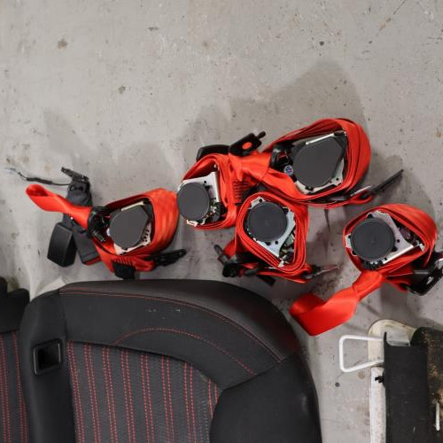 126861803-7d3839c5-b878-4b8b-bd05-4accec17963d-Piece-126861803-Banquette-arriere-883057789R-RENAULT-CLIO-4-PHASE-2-16i-16V-TURBO-RS-TROPHY-4eceb2593d0ab65e620bb64f5e7d870dc5e3106c816b96269f5cedefb623938a_m.JPG