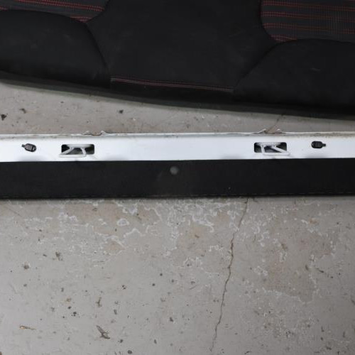 126861803-8af29b33-9e32-4991-a067-aee9bc9d8379-Piece-126861803-Banquette-arriere-883057789R-RENAULT-CLIO-4-PHASE-2-16i-16V-TURBO-RS-TROPHY-02884350962508950246d2aa66bfbfaeafdf88c508a2273364449ccb2b1609c8_m.JPG