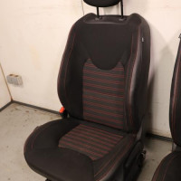 126861803-aeb530ed-7272-408c-94ad-92fe7e562d89-Piece-126861803-Banquette-arriere-883057789R-RENAULT-CLIO-4-PHASE-2-16i-16V-TURBO-RS-TROPHY-5dd2cf039d9cc68f8b3fbffdbb346146972705244ed2bc87e8b2447f65dc0543_m.JPG
