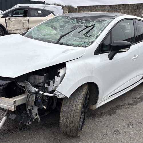 Vehicule-RENAULT-CLIO%25204%2520PHASE%25202-2025-199857324118ce37c2d73ca7cae527088b6fcd5f60df3c7f481d68aaa1a2246d_m.jpg