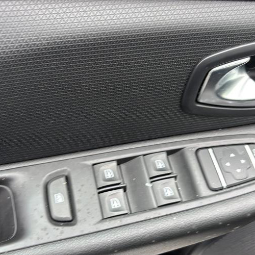 Vehicule-RENAULT-CLIO%25204%2520PHASE%25202-2025-8948496f0d852a98091bdae6e2b4ae6e2d6703ceb9413f7b306153e60dbdc3ec_m.jpg