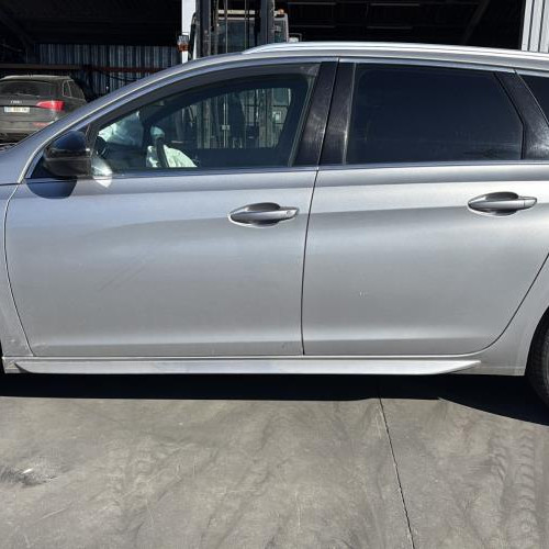 Vehicule-PEUGEOT-308%25202%2520SW%2520PHASE%25201%2520BREAK-2018-a7e7aeee07f62af3144b9b6c6ad3820f1812aaaefc4bbe7767863a1cf188a99b_m.jpg