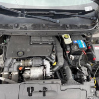 Vehicule-PEUGEOT-308-2-PHASE-1-1-6-2015-7a4b7d7872e9d0fce7a14cbf0c8d6136da2ee4f22379ab00c443c17ac10bb1b6_m.jpg