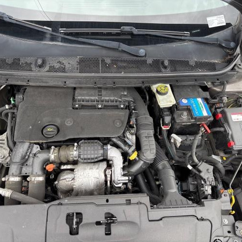 Vehicule-PEUGEOT-308-2-PHASE-1-1-6-2015-7a4b7d7872e9d0fce7a14cbf0c8d6136da2ee4f22379ab00c443c17ac10bb1b6_m.jpg
