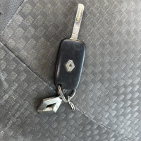 Vehicule-RENAULT-CLIO%25203%2520PHASE%25201%2520BREAK-2009-d504e658db14c8e74596239bd223c6118e246036336e6222a24908b3e9b27765_m.jpg