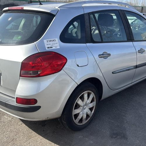 Vehicule-RENAULT-CLIO%25203%2520PHASE%25201%2520BREAK-2009-d4fbf7ea369bd6d830d285cfa9ef82699c4fdd87757a3a88dfbe1a7f5f014bdc_m.jpg