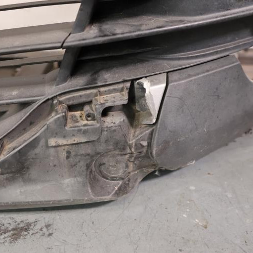 128517042-bff6bce2-cbf5-4c66-9f5f-e2fbb69047be-Piece-128517042-Pare-choc-avant-620227871R-RENAULT-CAPTUR-1-PHASE-2-09i-12V-TURBO-TCE-90-7a3bfb34ce662f7b4340fead18a18e6a2a0a8abcc2185491020c766bbcae2439_m.JPG