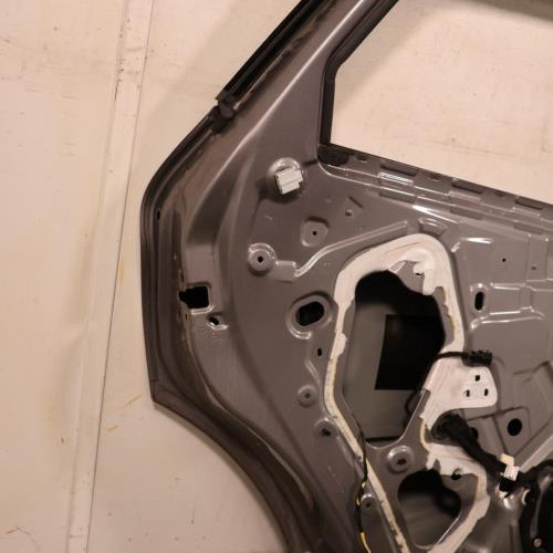 128517052-c65986ce-1338-440f-83df-630df9095f1b-Piece-128517052-Porte-arriere-gauche-821012117R-RENAULT-CAPTUR-1-PHASE-2-09i-12V-TURBO-TCE-90-d128ced37297da28865ea1f219b82003b3404a4fa9d9a87419d00d53c6b7829f_m.JPG