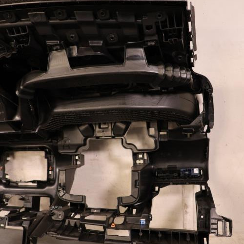 128556168-c8bd8fdf-10cc-4fa0-a0e4-de2c9665c2b1-Piece-128556168-Planche-de-bord-complete-YQ002491CY-CITROEN-C3-AIRCROSS-1-PHASE-2-15-BLUE-HDI-16V-TURBO-35d59cd54ca69145d4fa75722ce0522bb1ac9e5e5ae452168c0a4c37580c4d05_m.JPG