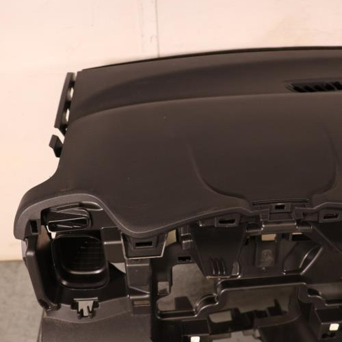 128556168-c2abcc4c-4ddd-439f-bcb5-b2dc05e98ac0-Piece-128556168-Planche-de-bord-complete-YQ002491CY-CITROEN-C3-AIRCROSS-1-PHASE-2-15-BLUE-HDI-16V-TURBO-ec0e7cf9d8a4d58a1edc415657b9c2e67d20efbaf8c80b22f699af016998baee_m.JPG