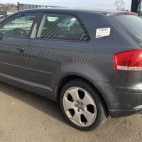 Vehicule-AUDI-A3%25202%2520PHASE%25201-2007-d1b9b212876835b691e65b4e184b64c285eb4288a76c1c09f6a0dd790cd1173d_m.jpg