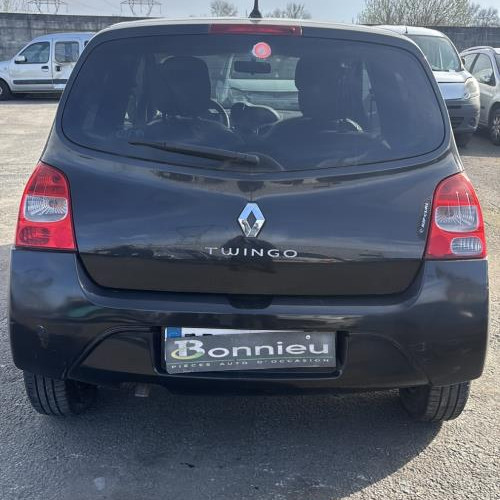 Vehicule-RENAULT-TWINGO%25202%2520PHASE%25201-2009-cceb739ba161643965eb573f7ba249321e1326608c9d5bcf3212e60820643030_m.jpg