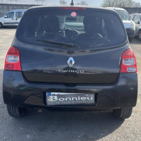 Vehicule-RENAULT-TWINGO%25202%2520PHASE%25201-2009-cceb739ba161643965eb573f7ba249321e1326608c9d5bcf3212e60820643030_m.jpg