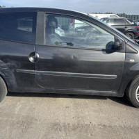 Vehicule-RENAULT-TWINGO%25202%2520PHASE%25201-2009-fde7250b143e3d4f18cf62aa0495731ff50e651d1d20c43b933066dc67fe1b26_m.jpg