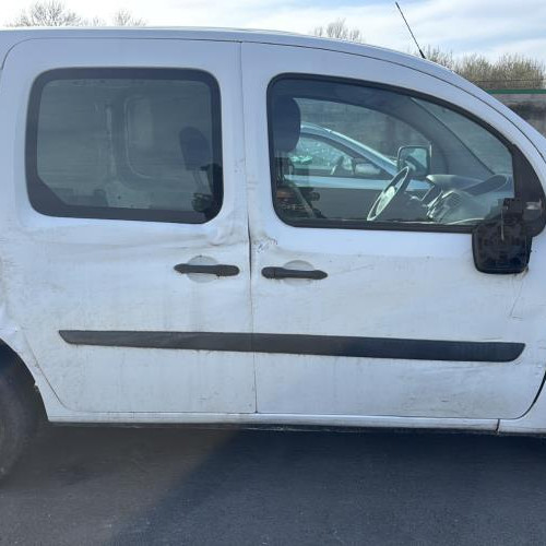 Vehicule-RENAULT-KANGOO%25202%2520PHASE%25201-2008-b7444262b3fedbfdacf4dcc5066dea87f2fa5e3fc49b15984509d3c6ca020cb9_m.jpg