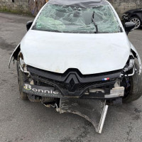 Vehicule-RENAULT-CLIO%25204%2520PHASE%25202-2025-4207685cec0f834d3e5c73213311e9475b8e61c7d998811a9cd6ed762f9dcc2e_m.jpg