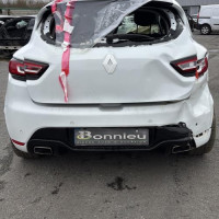 Vehicule-RENAULT-CLIO%25204%2520PHASE%25202-2025-ff3e60271b0e5dd33795b7edfba47dd650da846a0f34e9430896c1f6ea2ae095_m.jpg