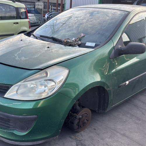 Vehicule-RENAULT-CLIO%25203%2520PHASE%25201-2006-f17232bef89b8873bb4b9887e6c4ffa34a571d8ce2b04041434edfc6a3367f0a_m.jpg