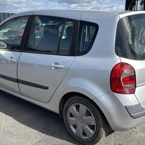 Vehicule-RENAULT-GRAND%2520MODUS%2520PHASE%25202-2010-c30a3871a63fba89c31dfd9587f37d9d4684203991fa46e58c247545fe806725_m.jpg