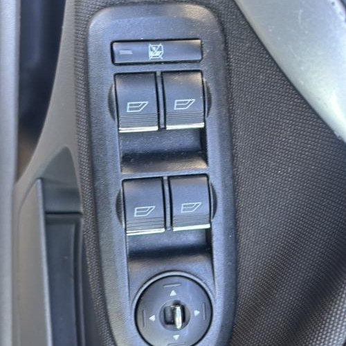 Vehicule-FORD-C-MAX%25201%2520PHASE%25202-2008-bdc679ad042a03894a77f69c81ae250631d2d36f651825247ef7e995c71dcaae_m.jpg