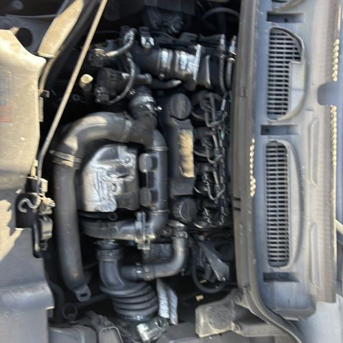 Vehicule-FORD-C-MAX%25201%2520PHASE%25202-2008-df01caf0d0ea11936929ee712b99f157f77c29accb0c4b2996fb23e5f145b93f_m.jpg