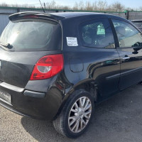 Vehicule-RENAULT-CLIO%25203%2520PHASE%25202-2006-569a9bb0c8c8b0202b8562d6b9091479c8bfbcae301ad2c4fc0a16e37379f0f6_m.jpg