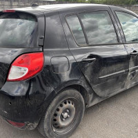 Vehicule-RENAULT-CLIO%25203%2520PHASE%25202-2012-0edd044d89ff286bffd5aea5a2a99b4b42df7981ca0086a0f9f43a53992db4c2_m.jpg