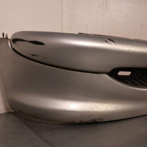 129935472-1422e099-a558-4ee8-b2f8-dee112f132fd-Piece-129935472-Pare-choc-avant-7401N2-PEUGEOT-206-PHASE-2-14-HDI-8V-TURBO-e0e0b2793e84e80126756c311c2e60ae42453aadff34fa131bbe4985301a738c_m.JPG