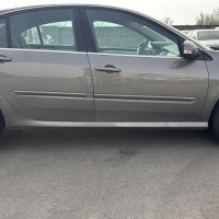 Vehicule-RENAULT-LAGUNA%25203%2520PHASE%25201-2009-cf45cbee48e5284e70c4b5b05bbb05ab983ac819a14409bd74c2620a6146be68_m.jpg