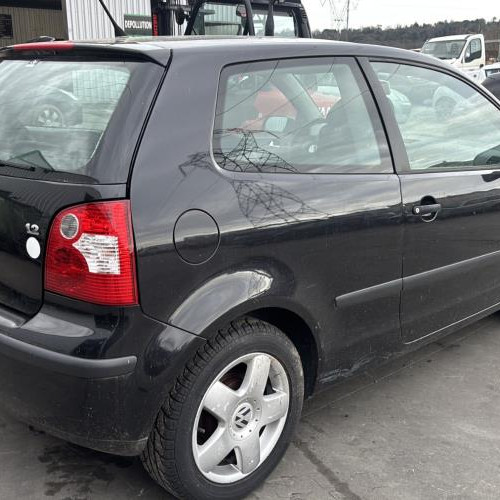 Vehicule-VOLKSWAGEN-POLO%25204%2520PHASE%25201-2004-6999354ac2040ff58ecfaaec239c8d7cc92a095ccc41901ac44e7466c7d4a5be_m.jpg