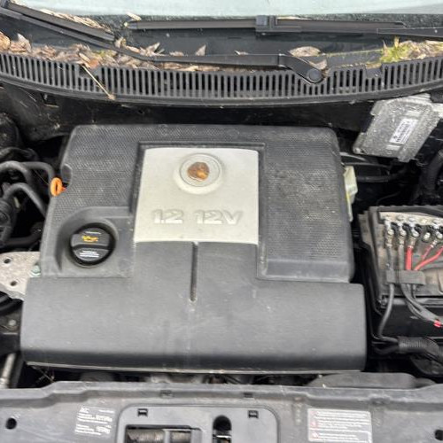Vehicule-VOLKSWAGEN-POLO%25204%2520PHASE%25201-2004-52e58ef60dfc01519cd2a7566e13ed28d9526023eadef18ce2d70a645b105cd7_m.jpg
