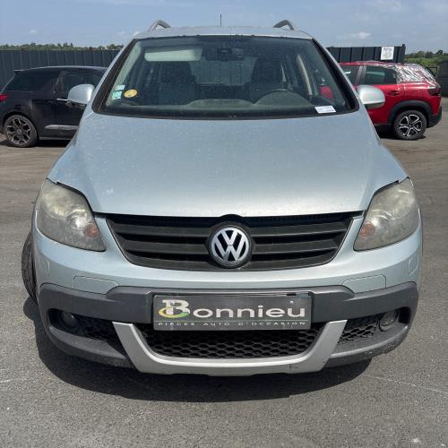Vehicle-VOLKSWAGEN-GOLF%25205-2007-b243939bf287ed475ad7d4c1f53900dbb17cdef26b033cd9b06e02a06d9f2a4d_m.jpg