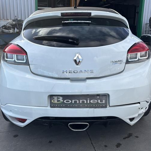 Vehicule-RENAULT-MEGANE%25203%2520PHASE%25201%2520COUPE-2011-5554500b127aee0427dafc2224b4472733a6f1fa7a4b53995be157182e34b1bd_m.jpg